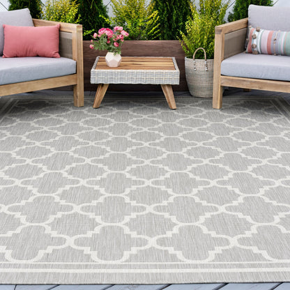 Exo Coastal Geometric Indoor/Outdoor Area Rug