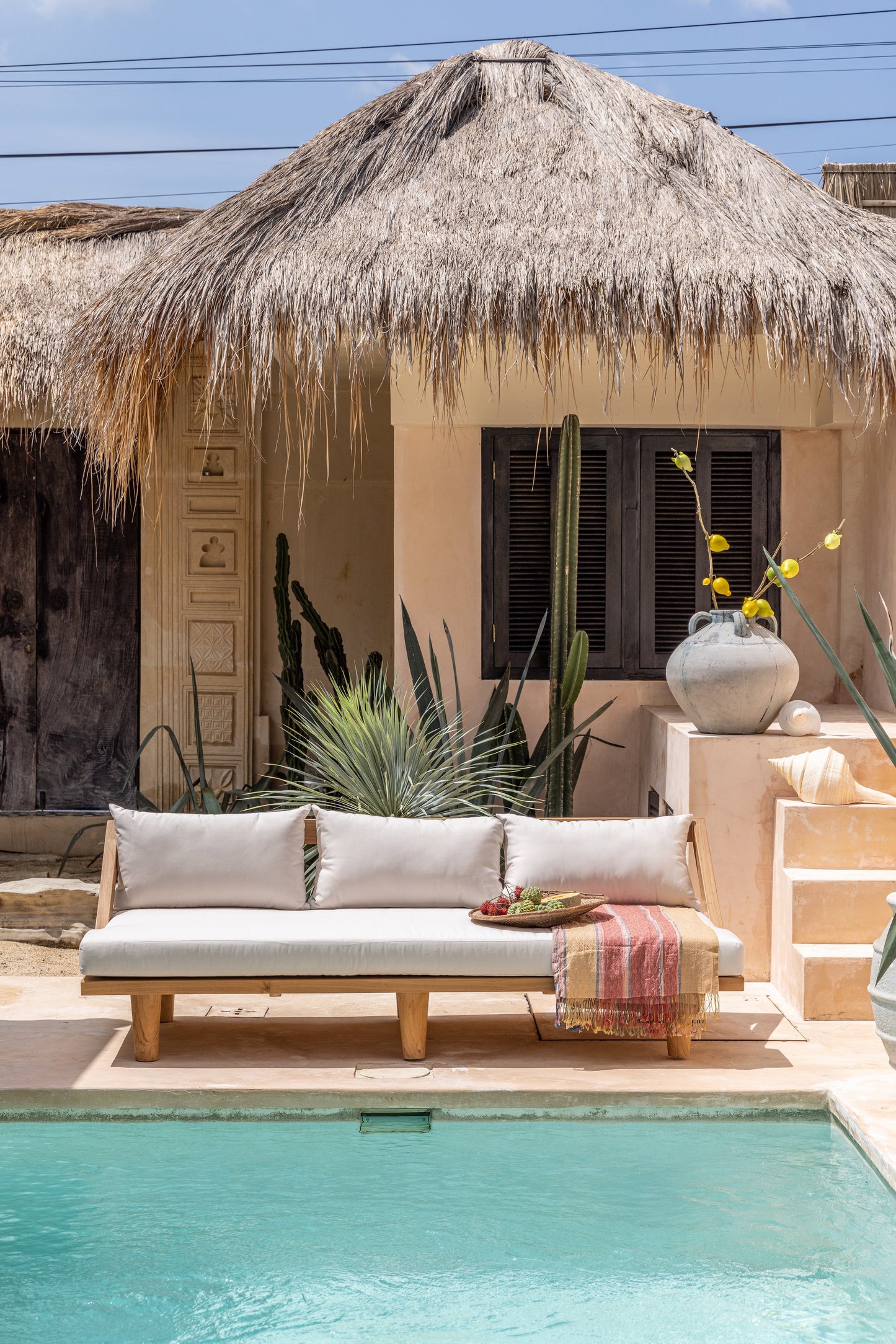 Santai Indoor Outdoor Teak Daybed