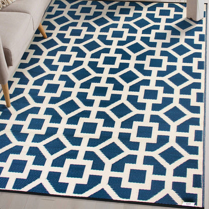 Contemporary Geometric Reversible Plastic Outdoor Rugs