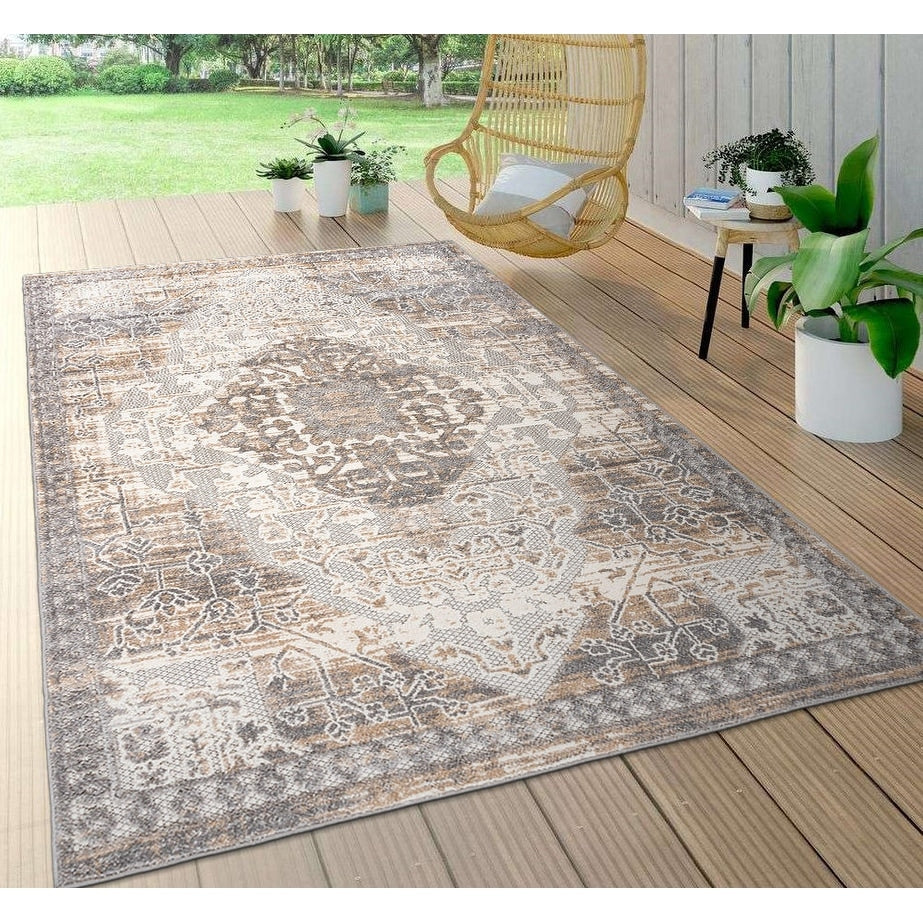World Rug Gallery Distressed Traditional Indoor/Outdoor Area Rug