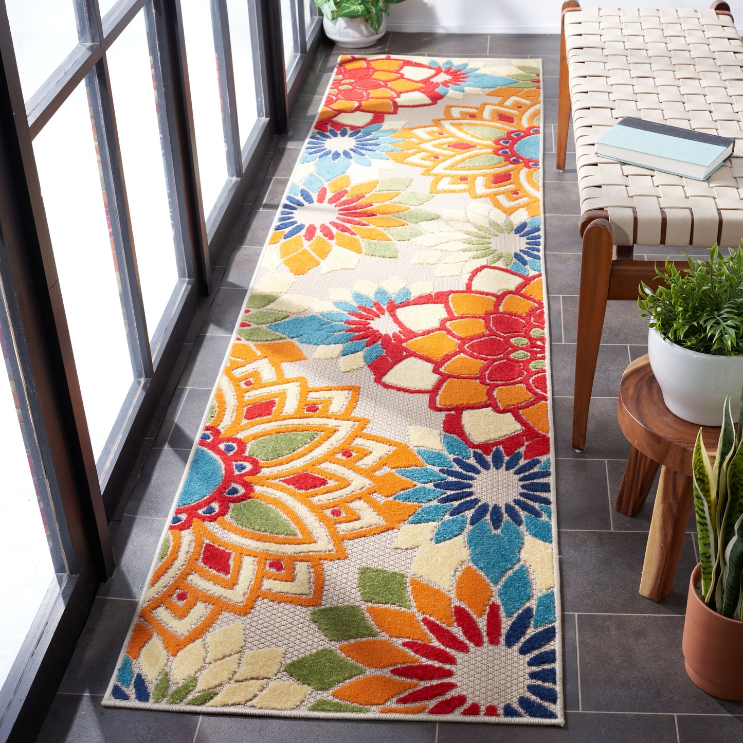 SAFAVIEH Cabana Ingke Indoor/ Outdoor Waterproof Patio Floral Rug