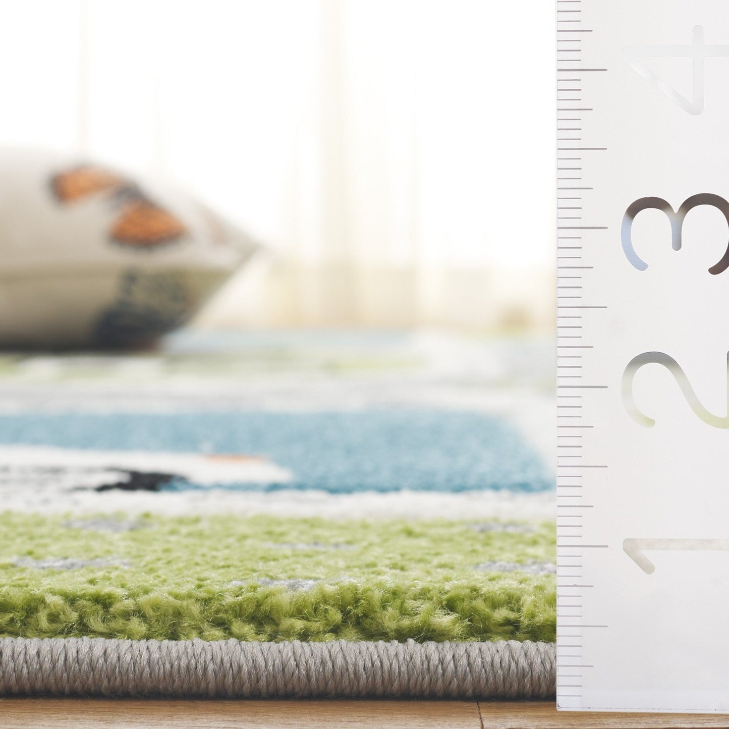 SAFAVIEH Carousel Kids Lumnie Neighborhood Rug