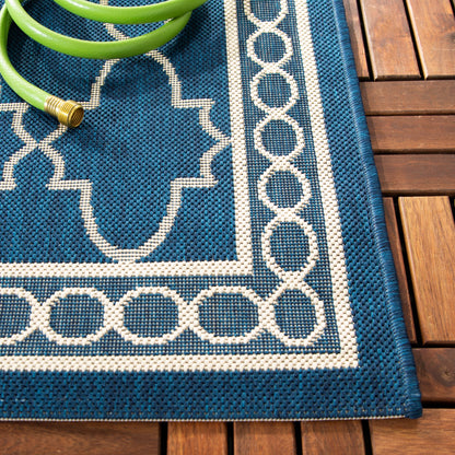 SAFAVIEH Courtyard Janell Trellis Indoor/ Outdoor Waterproof Patio Backyard Rug