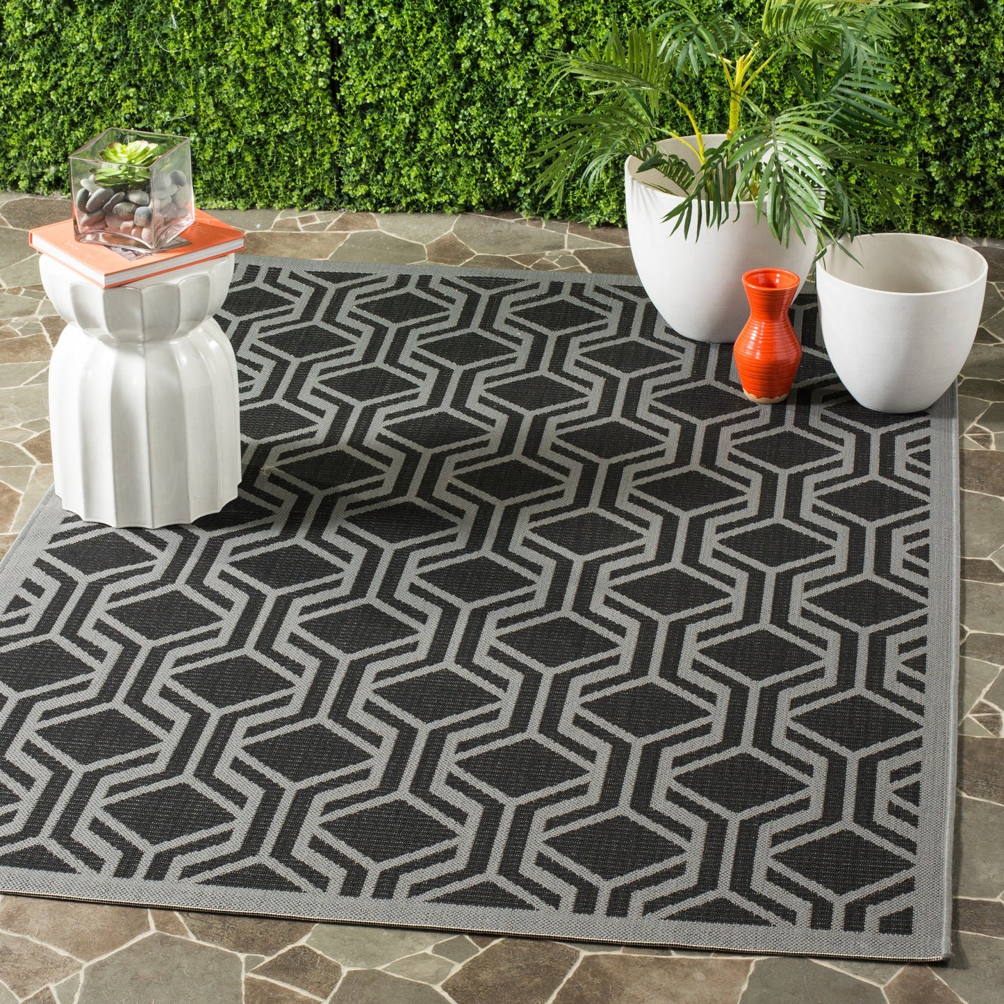 SAFAVIEH Courtyard Jeanine Indoor/ Outdoor Waterproof Patio Backyard Rug