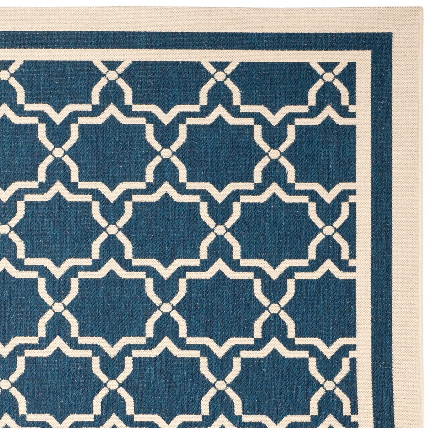 SAFAVIEH Courtyard Thomasina Indoor/ Outdoor Waterproof Patio Backyard Rug
