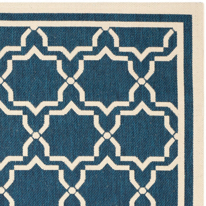 SAFAVIEH Courtyard Thomasina Indoor/ Outdoor Waterproof Patio Backyard Rug
