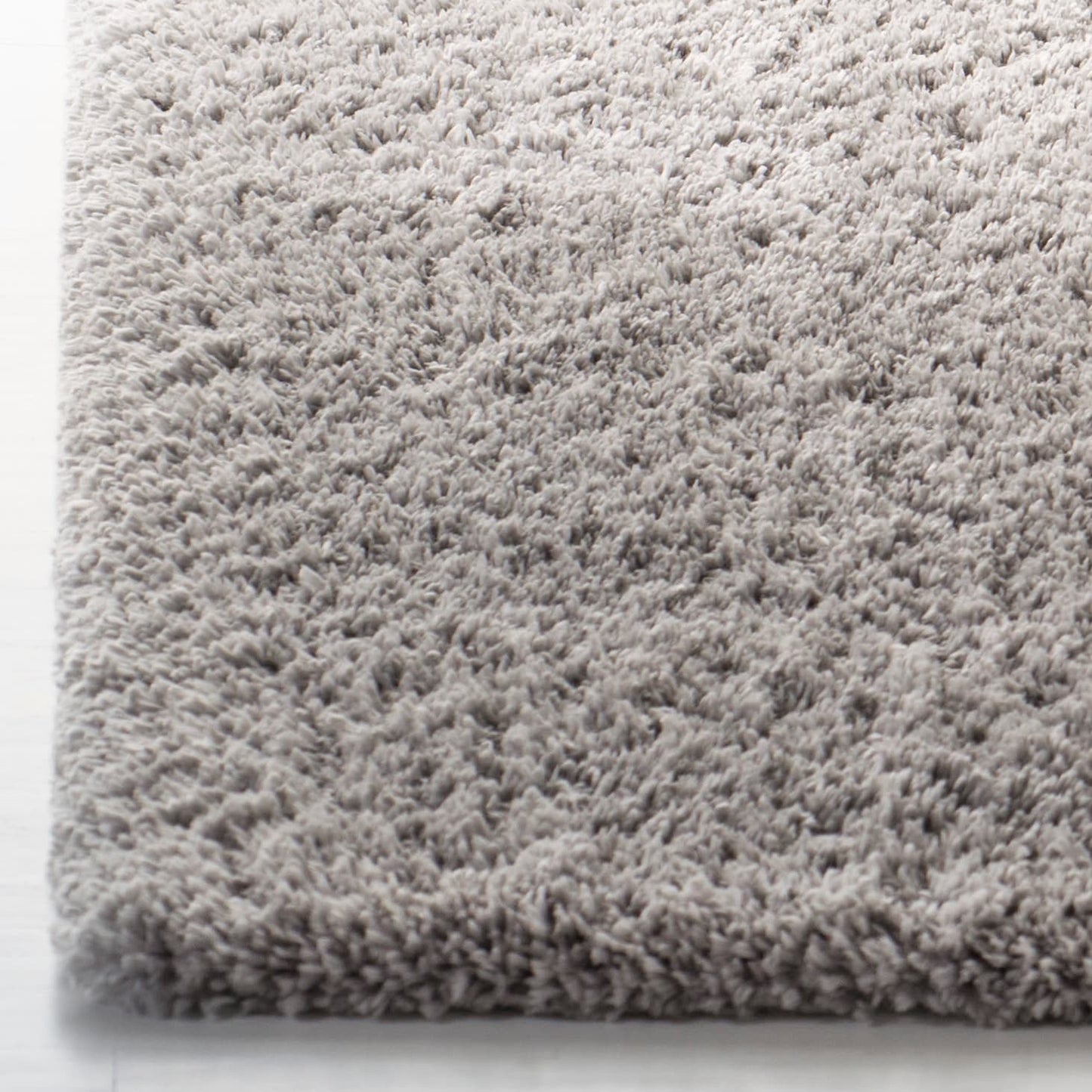 SAFAVIEH Fontana Shag Dagi Solid 2-inch Thick Rug