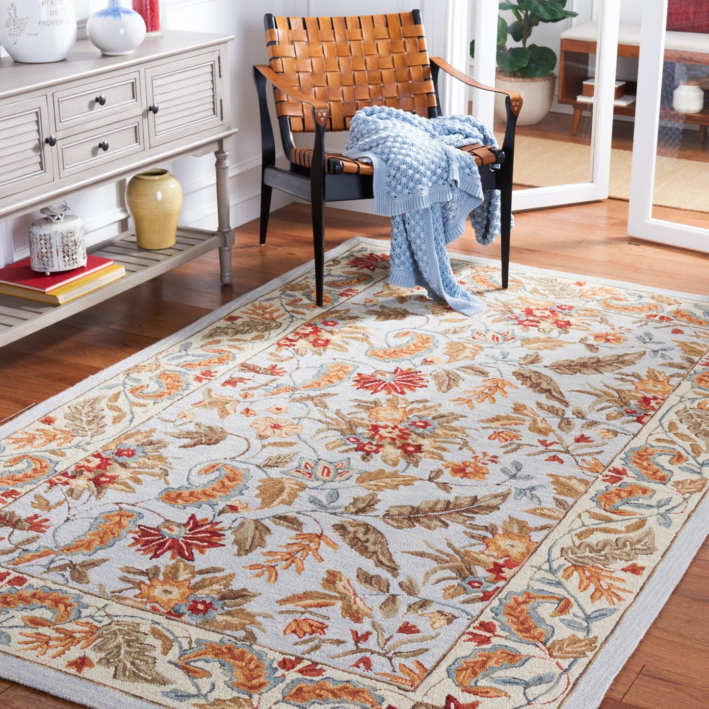 SAFAVIEH Handmade Chelsea Malda French Country Floral Wool Rug