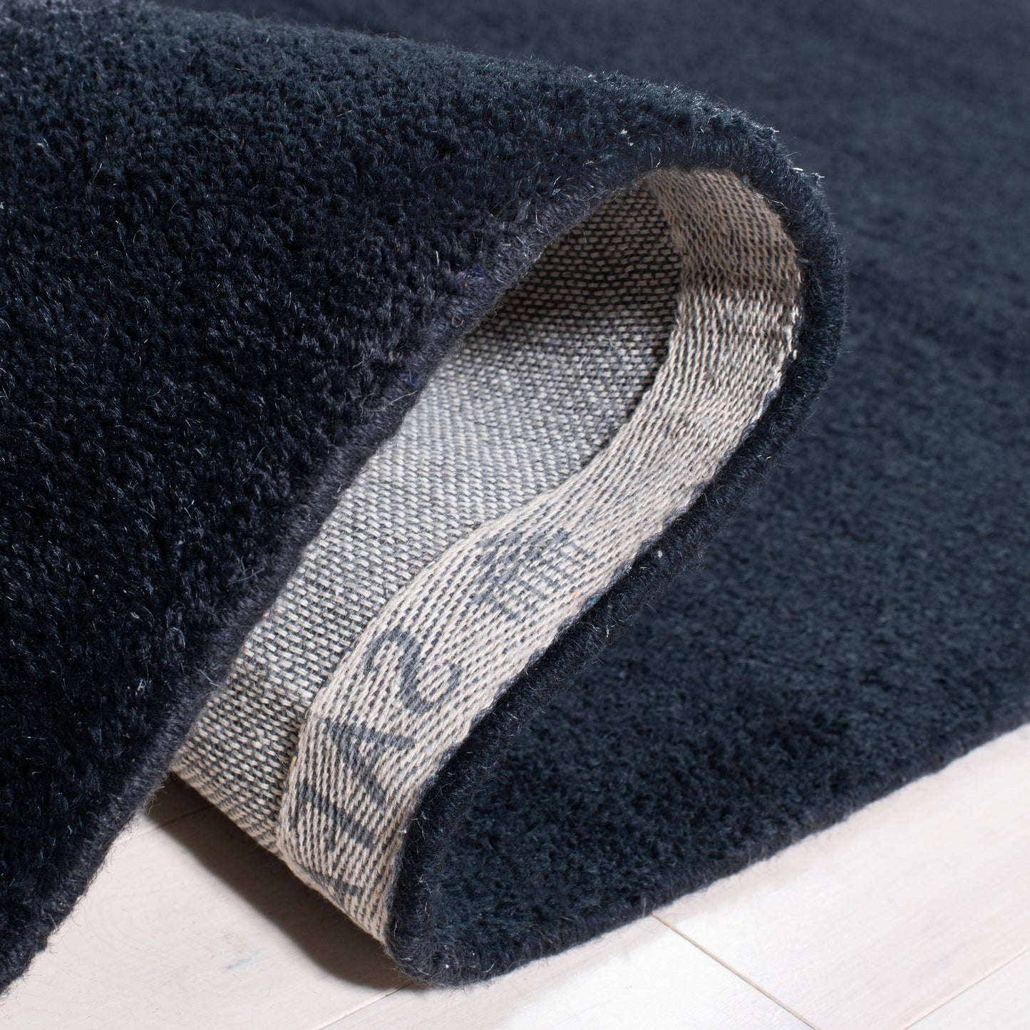 SAFAVIEH Handmade Himalaya Colorweave Plaid Modern Wool Rug