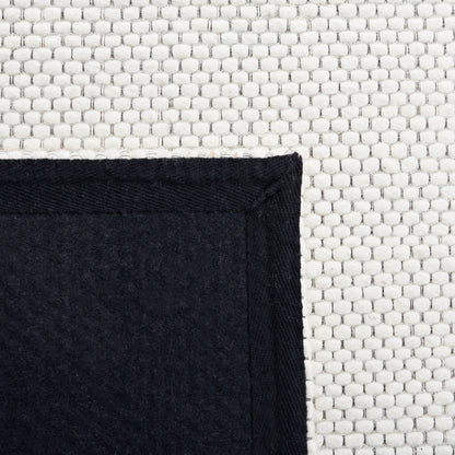 SAFAVIEH Handmade Natura Gerrita Wool Area Rug