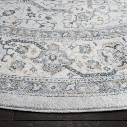 SAFAVIEH Isabella Roxann Traditional Oriental Rug