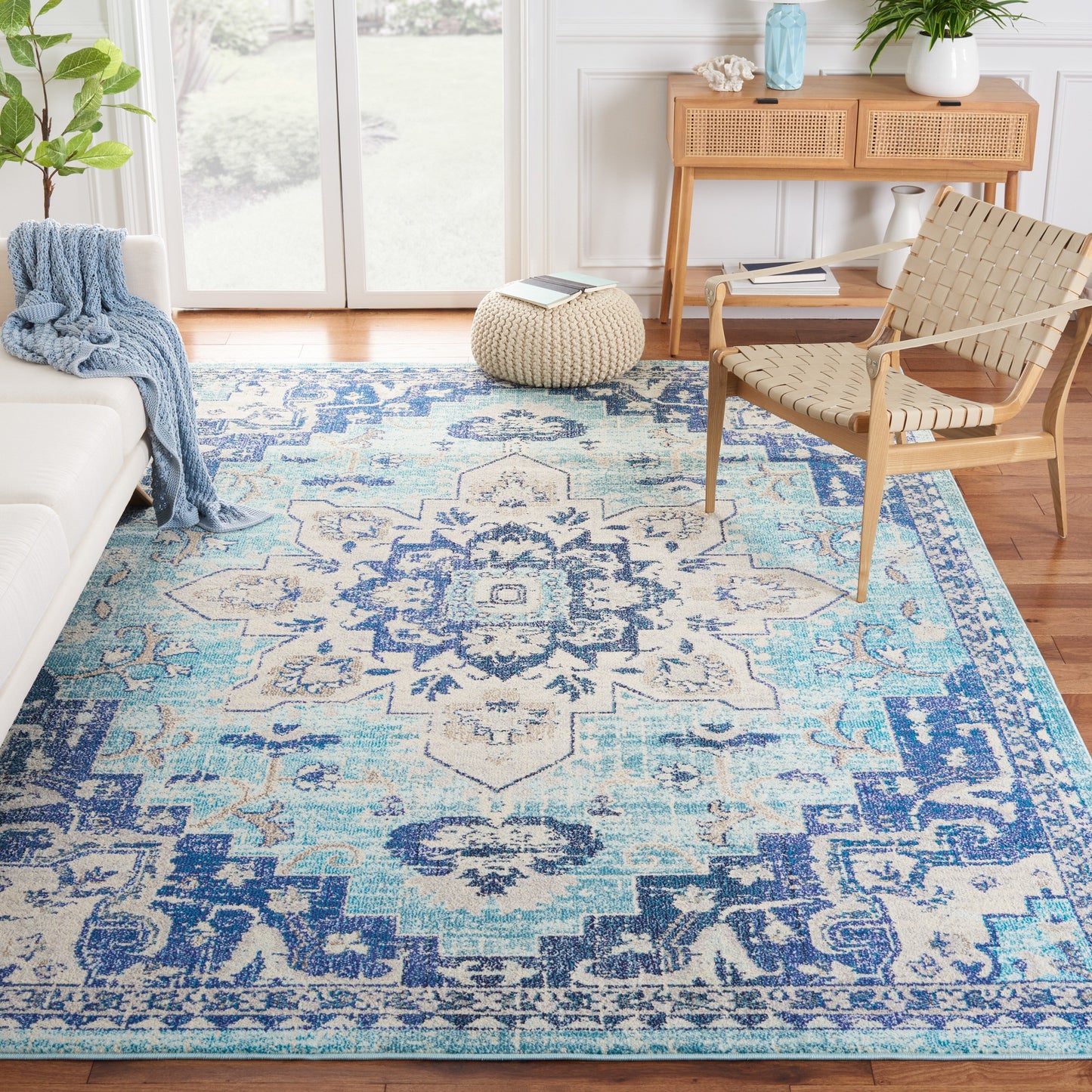 SAFAVIEH Madison Katelijne Boho Medallion Distressed Area Rug