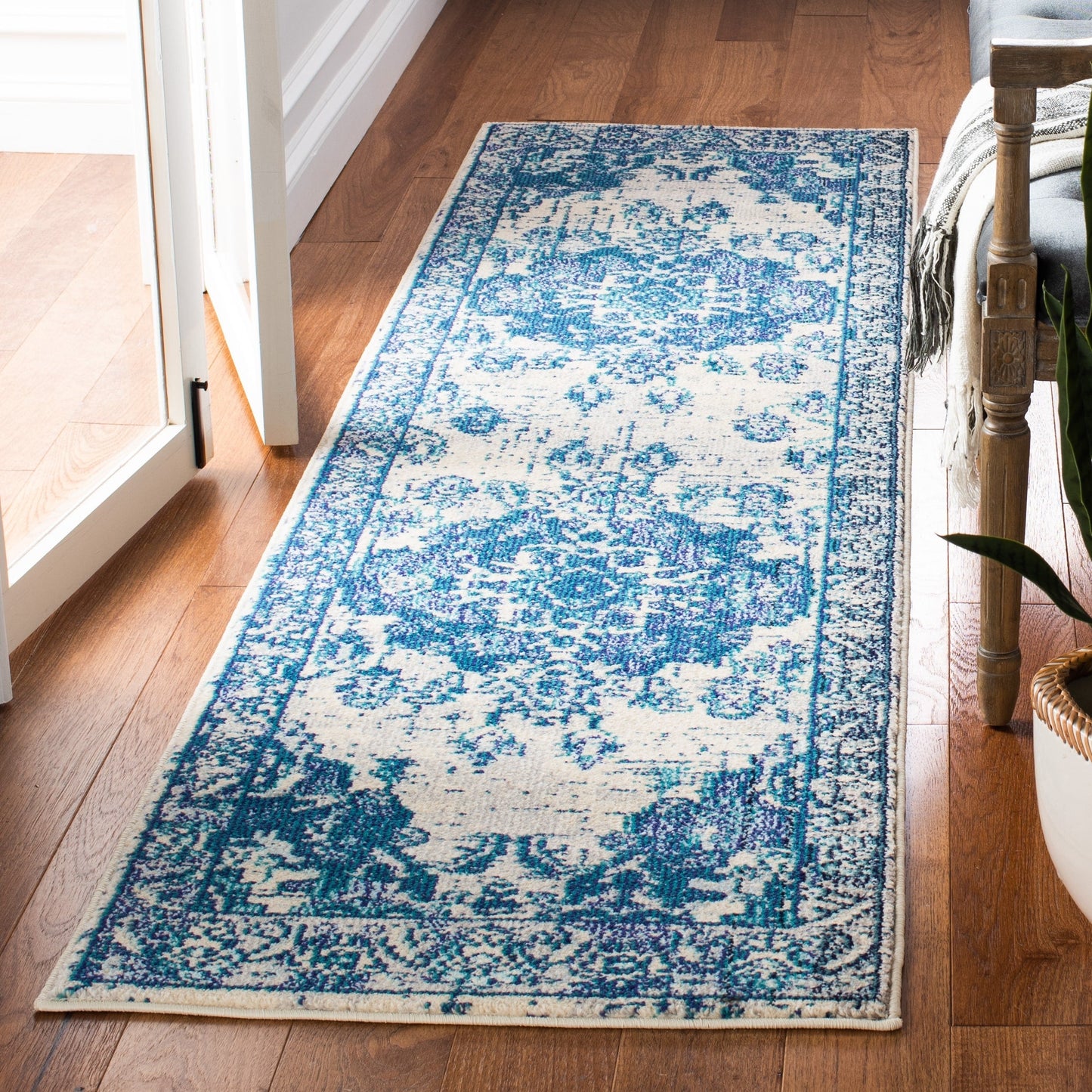 SAFAVIEH Monaco Oceane Boho Medallion Distressed Area Rug