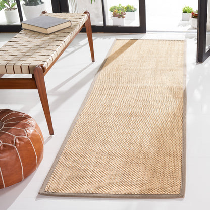 SAFAVIEH Natural Fiber Venus Casual Border Sisal Rug