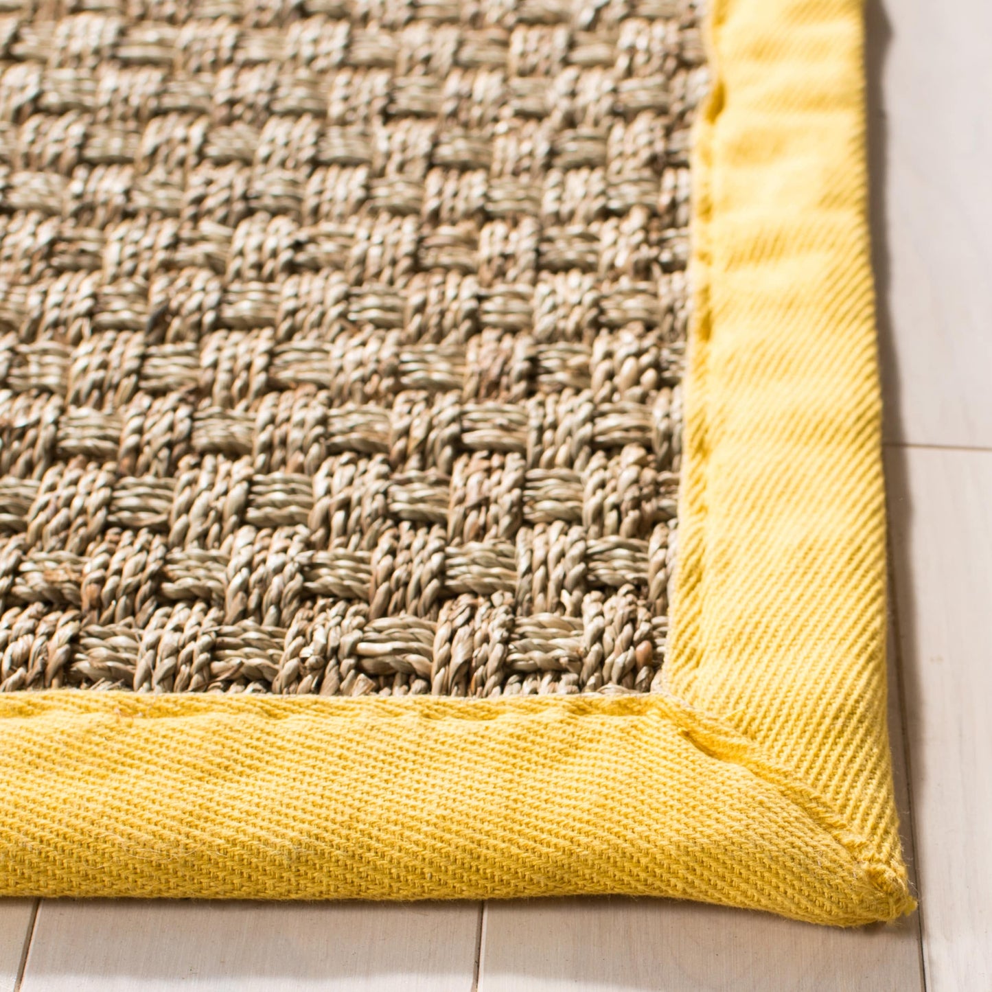 SAFAVIEH Natural Fiber Zymryd Basketweave Seagrass Rug