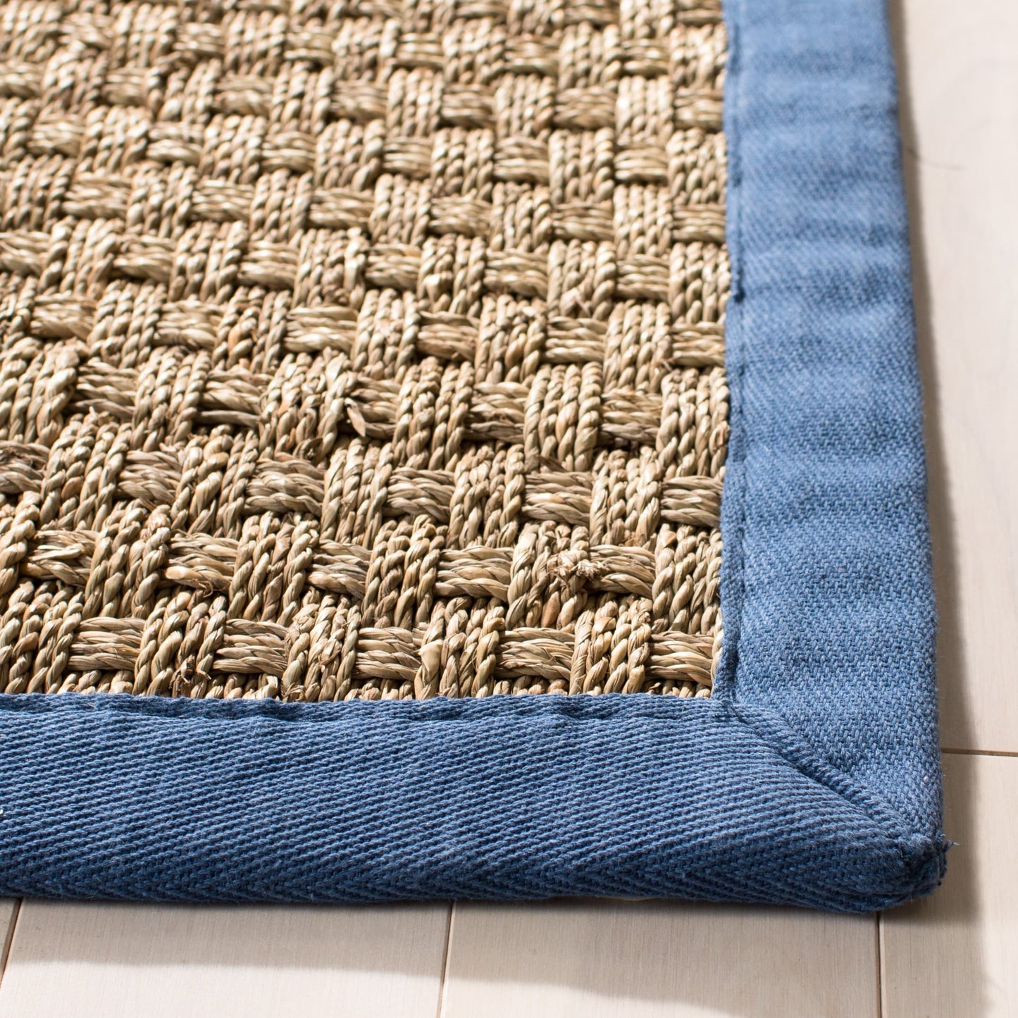 SAFAVIEH Natural Fiber Zymryd Basketweave Seagrass Rug