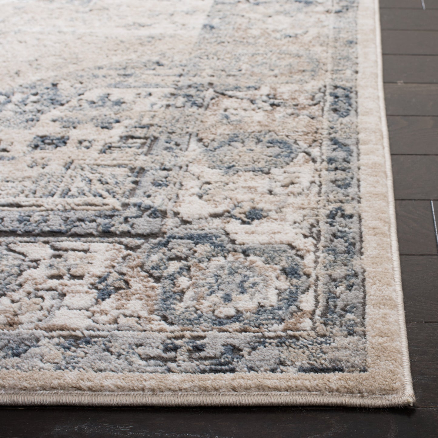 SAFAVIEH Oregon Vinie Traditional Oriental Rug