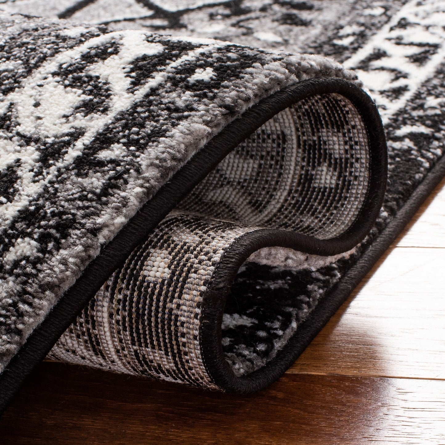 SAFAVIEH Vintage Hamadan Graine Traditional Rug