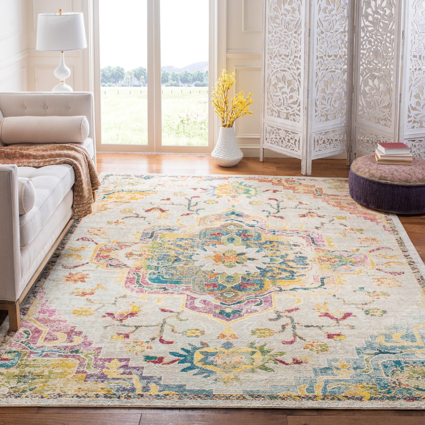 SAFAVIEH, Crystal Naimat Vintage Boho Medallion Rug