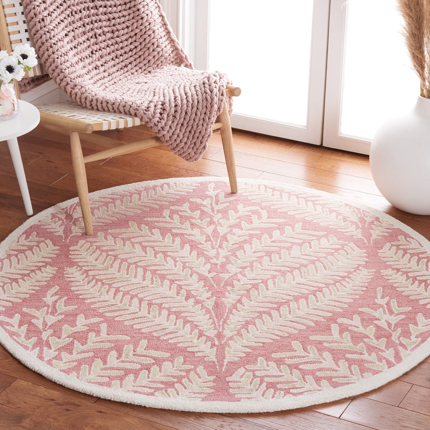 SAFAVIEH Handmade Capri Kert Wool Rug