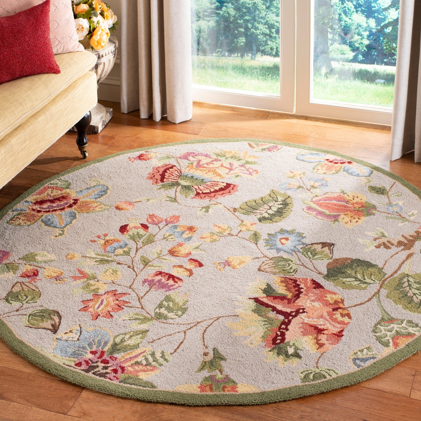 SAFAVIEH, Handmade Chelsea Jurendine French Country Floral Wool Rug