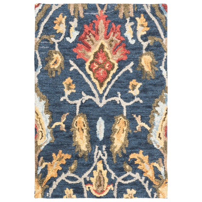 SAFAVIEH, Handmade Marietje Blossom French Country Wool Area Rug