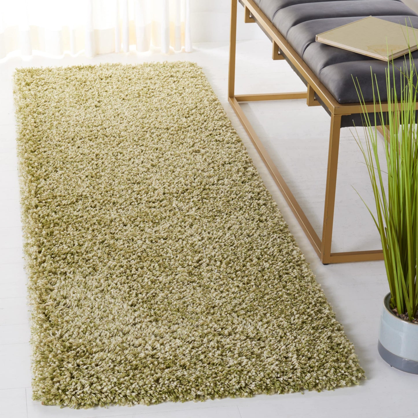SAFAVIEH, Santa Monica Mahalia Shag 2-inch Thick Area Rug