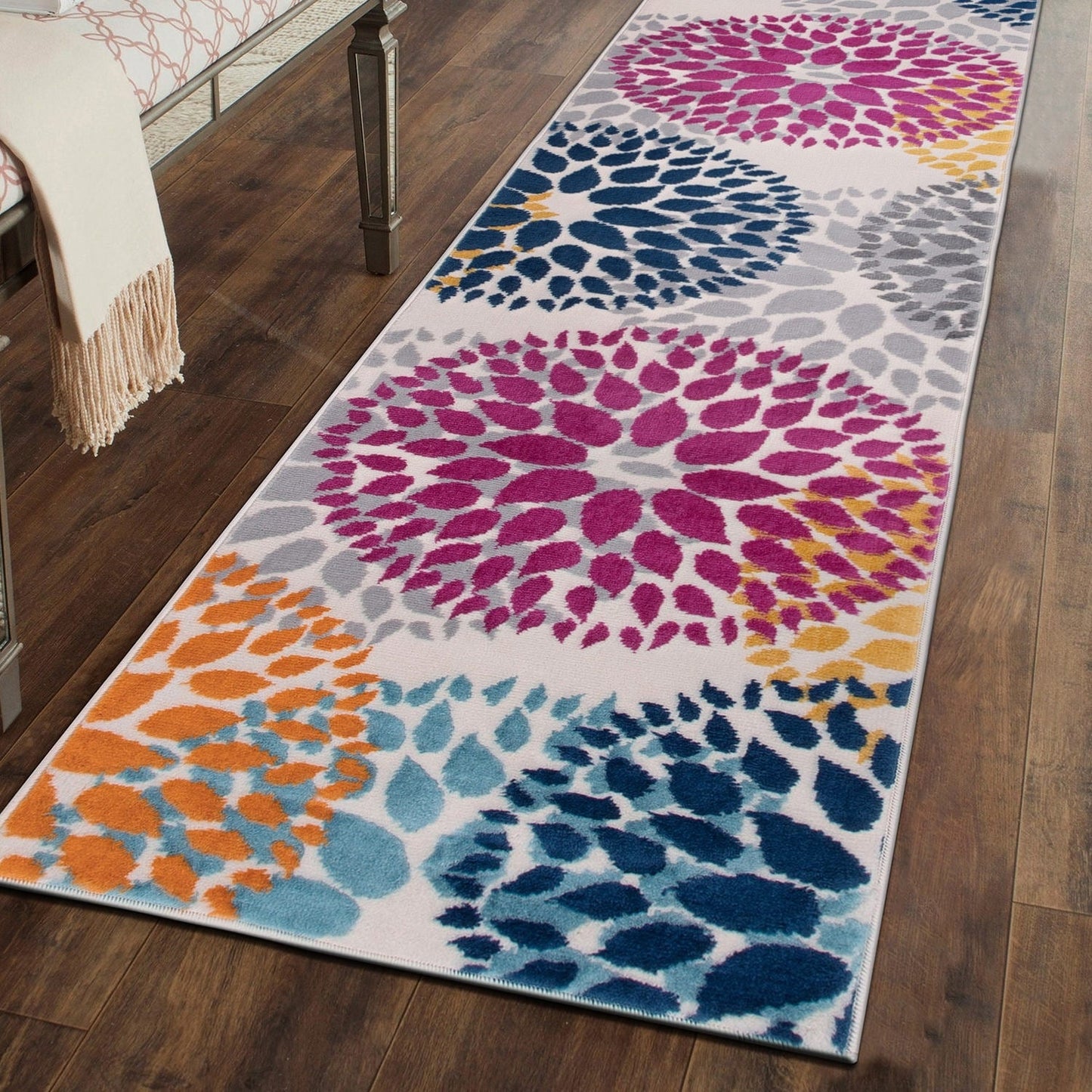 World Rug Gallery Modern Floral Circles Area Rug