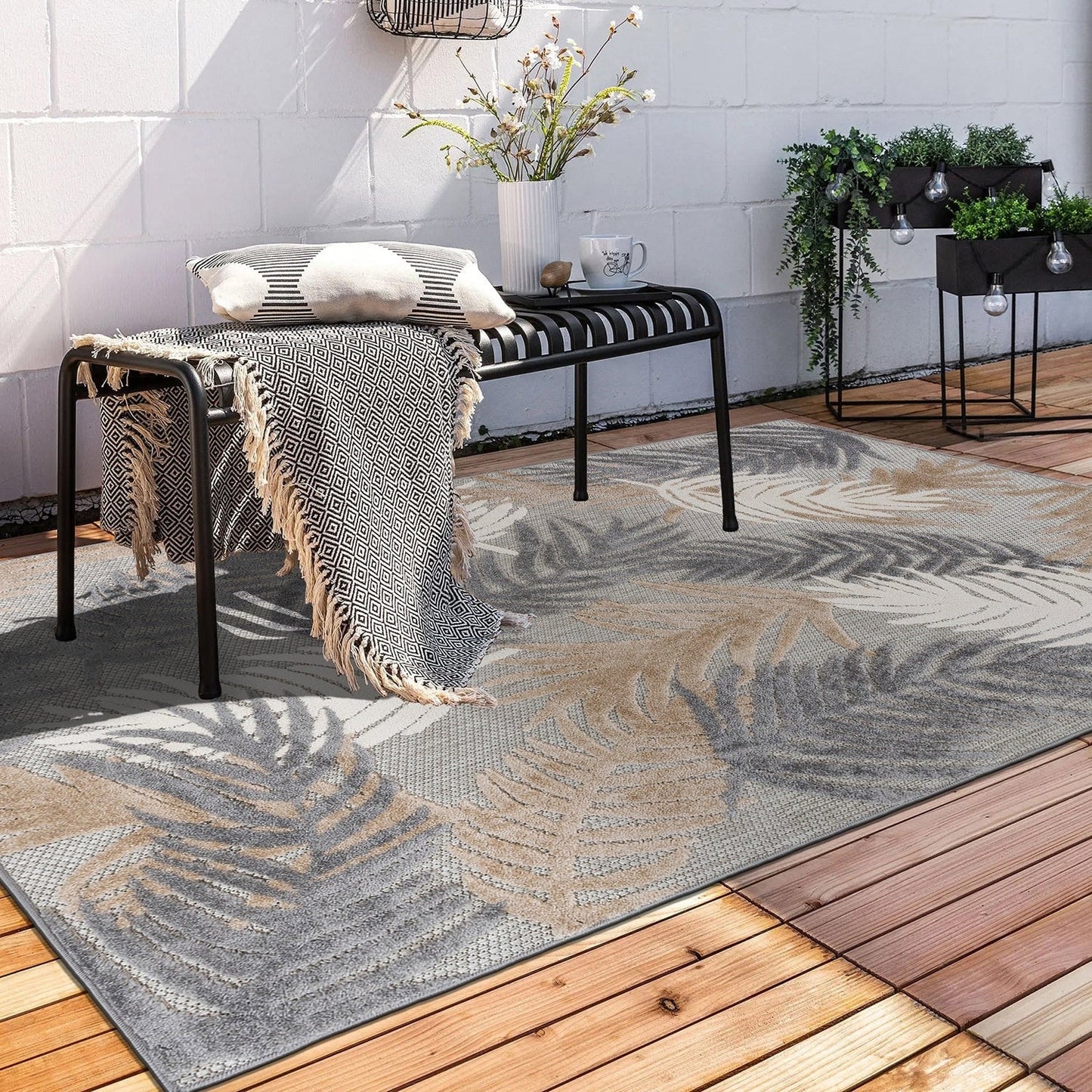 World Rug Gallery Tropical Floral Modern Indoor/Outdoor Area Rug